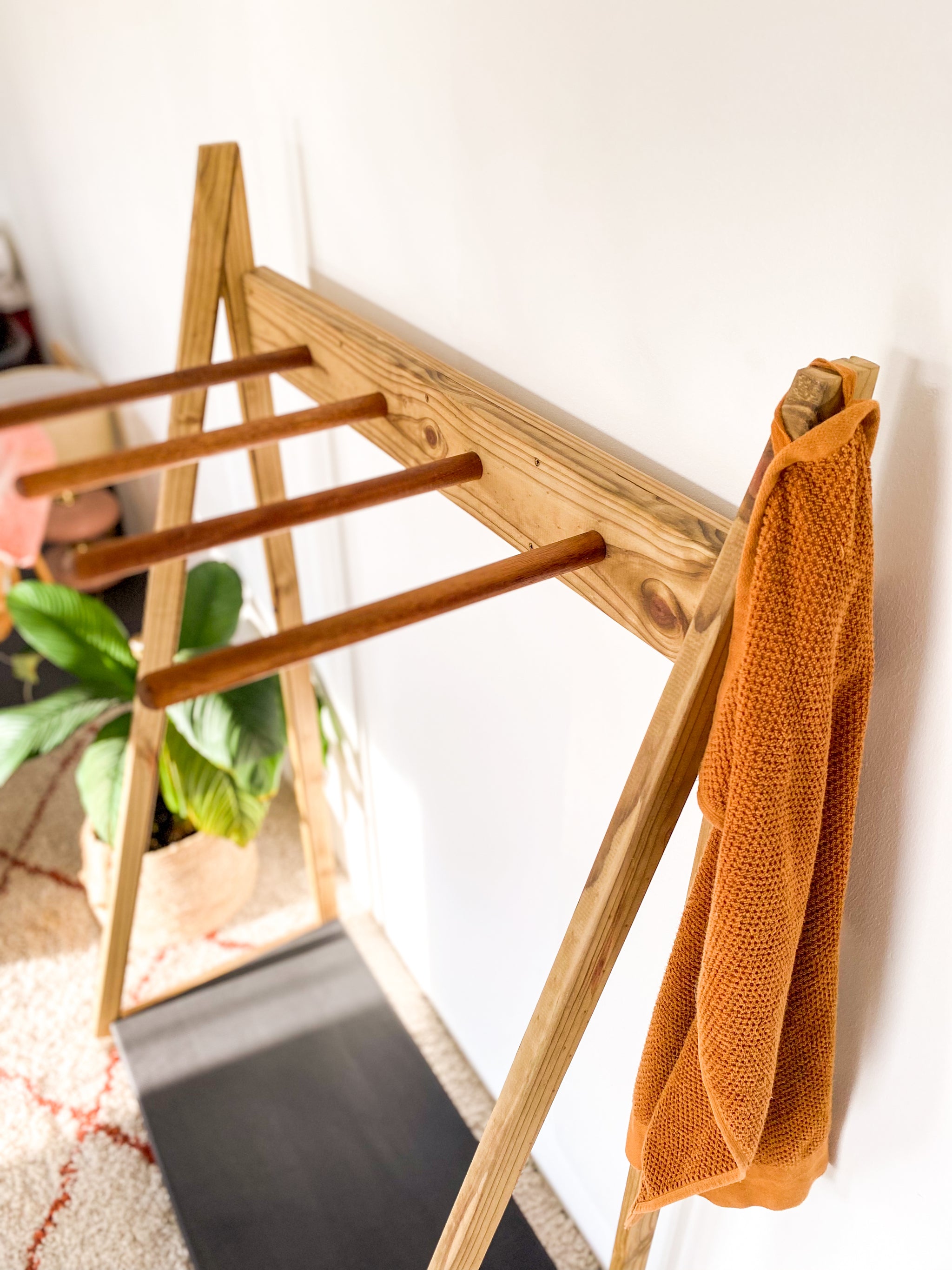 Outdoor Surfboard Rack | Surfboard Storage | Grandpa's Workshop