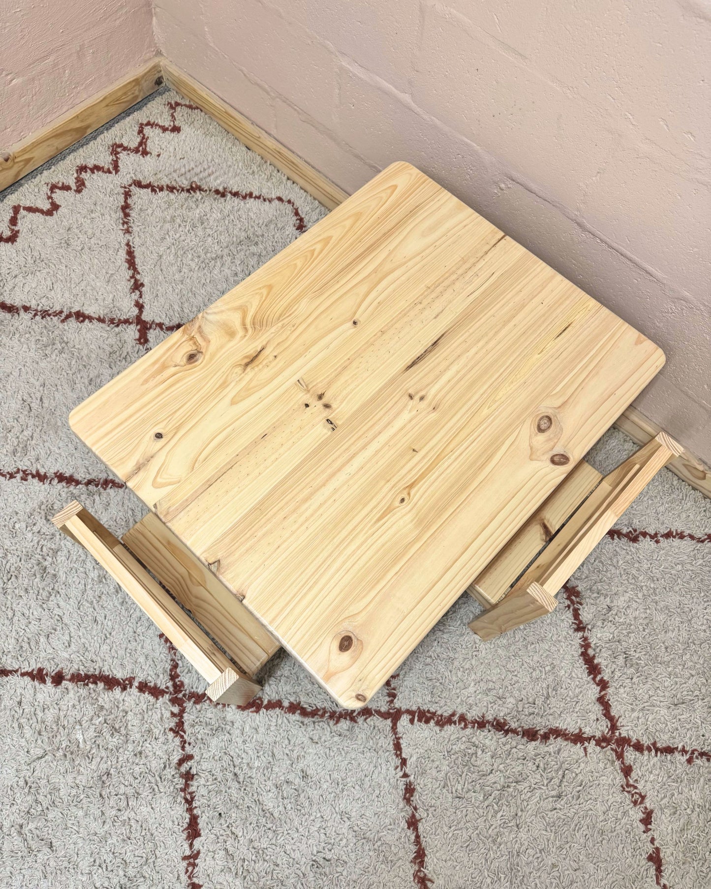 Solid pine kids table top showing natural wood grain, handcrafted children's furniture