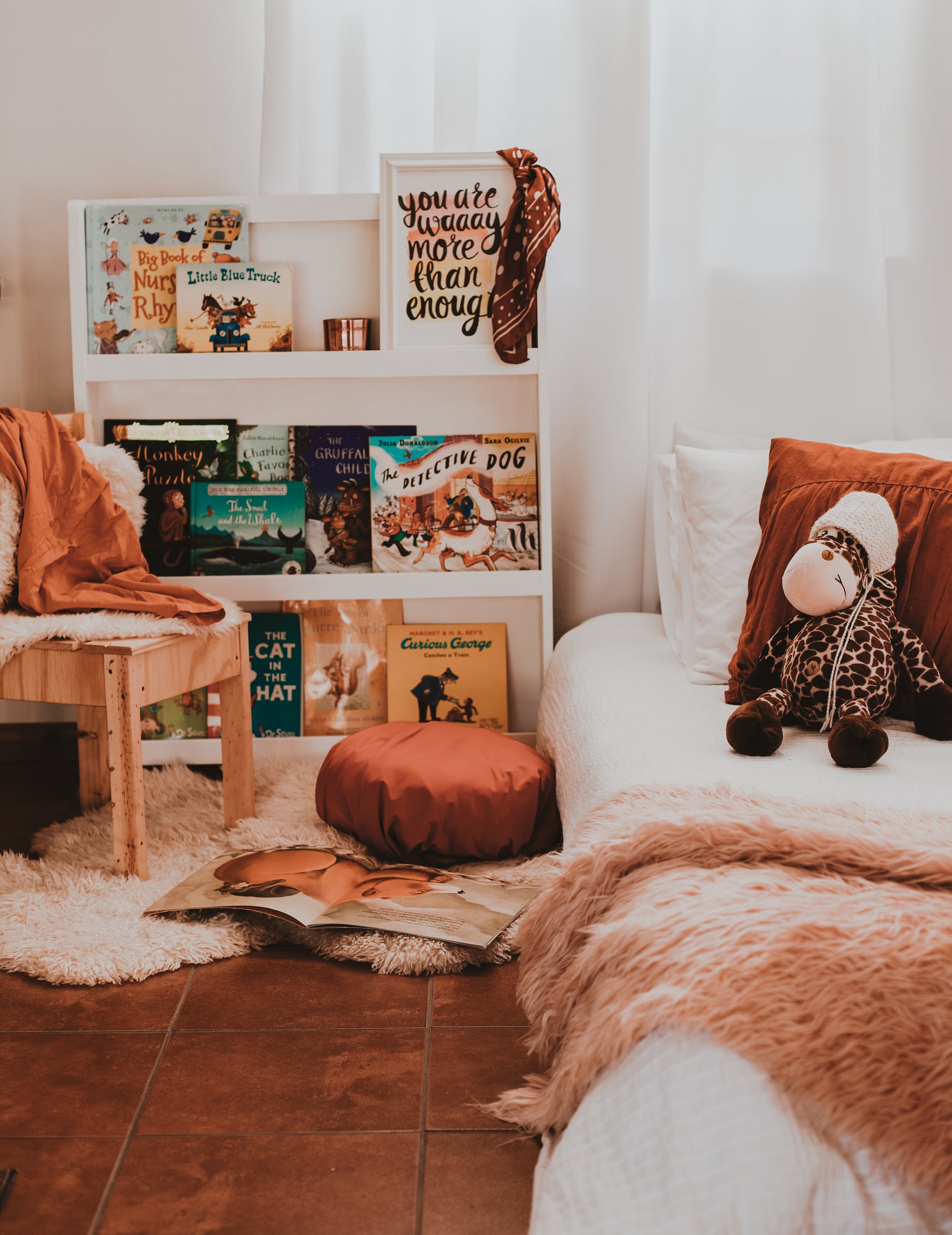 Classic Bookshelf | Reading Rack | Open Display | Grandpa's Workshop