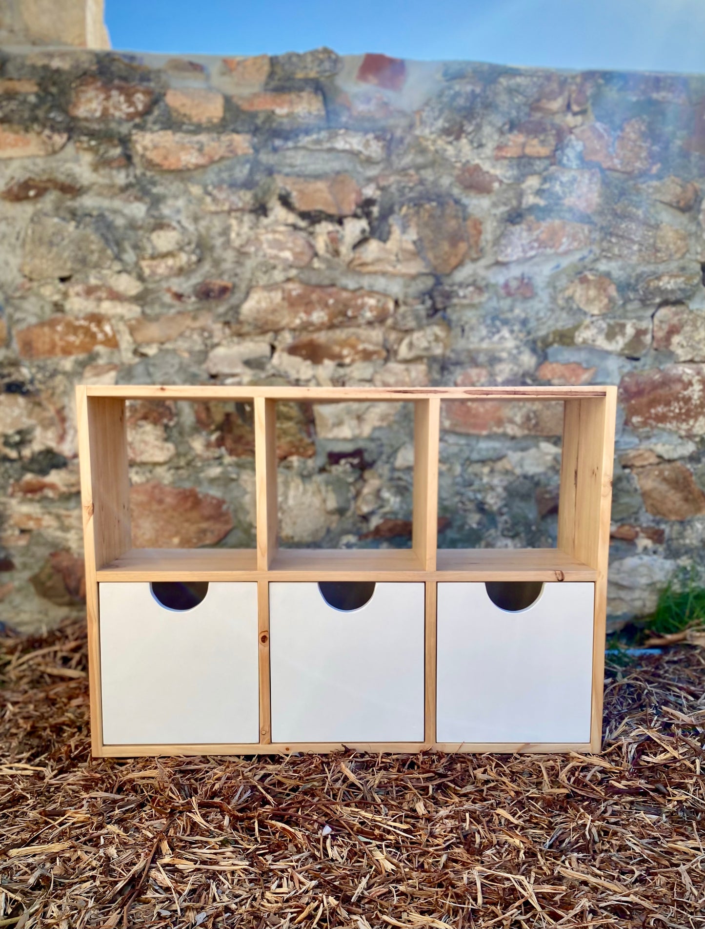 6 Cube Storage Unit with pull out storage boxes on sliders.